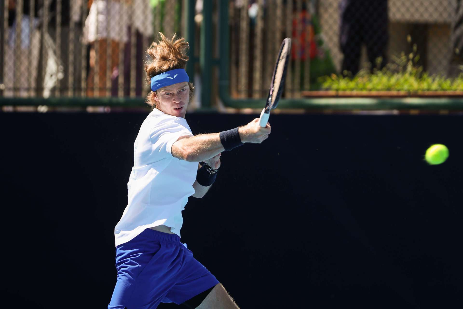 比利时选手在网球比赛中获得铜牌的简单介绍