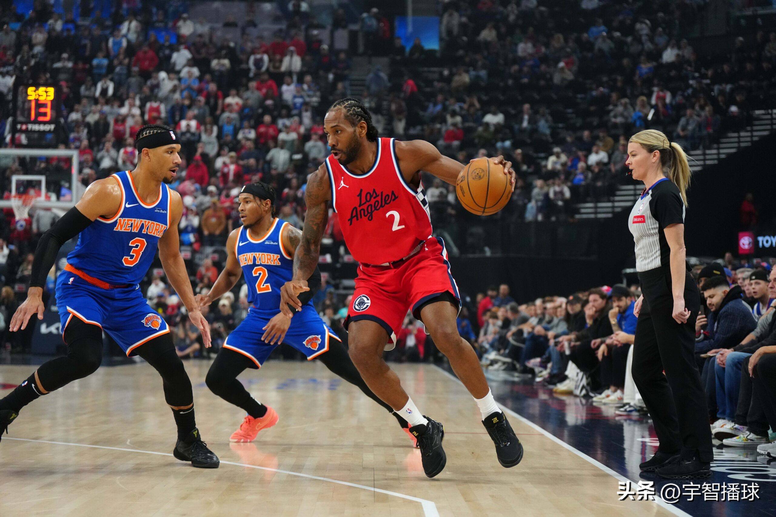 魔术客场战胜尼克斯，季后赛希望再度升温